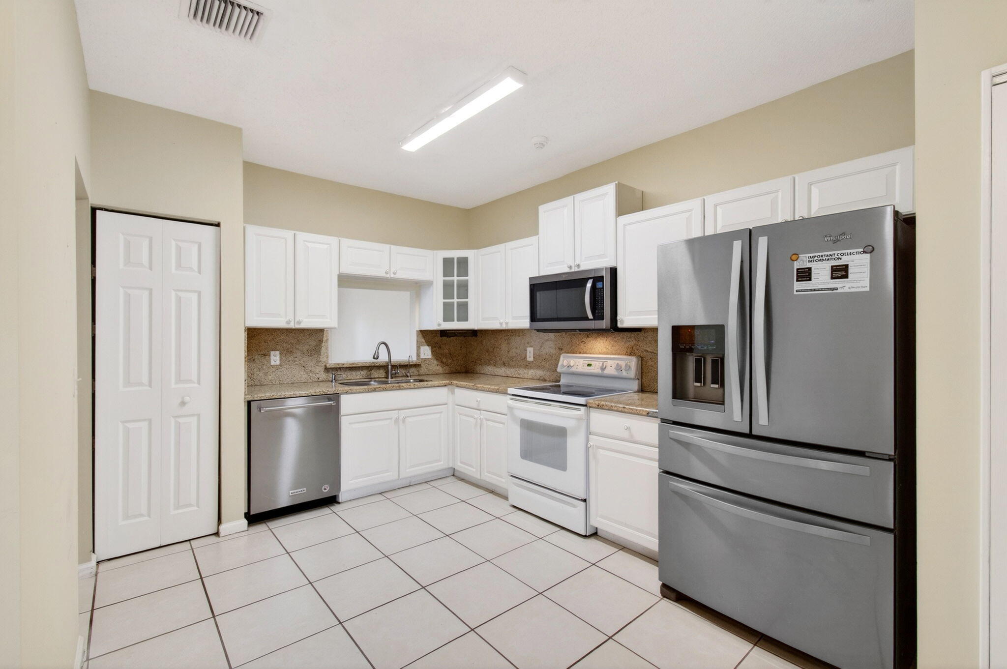 8289 Vía Serena Boca Raton, FL 33433 - Photo 21 of 84 31-web-or-mls-DSC_1734