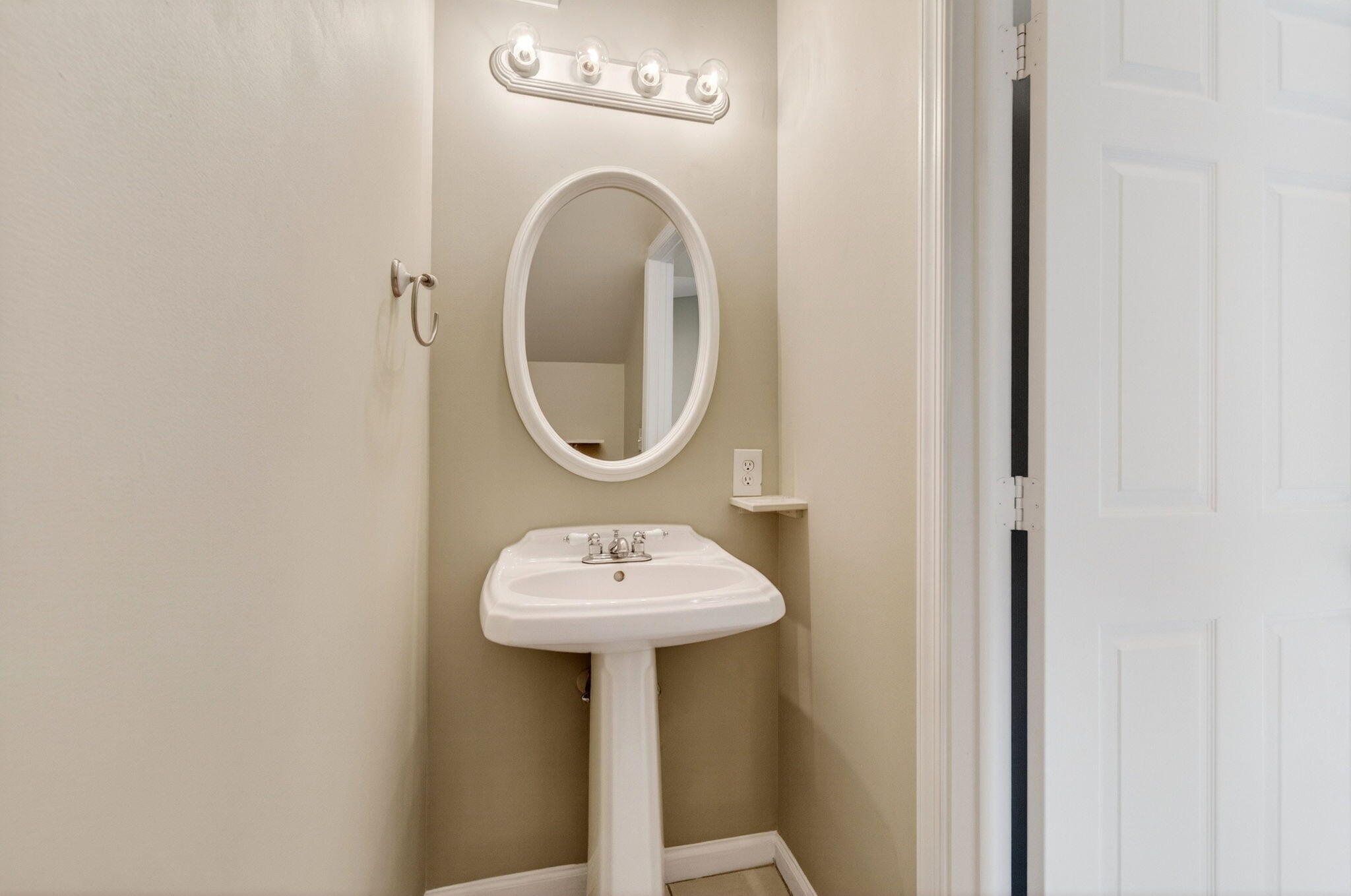 8289 Vía Serena Boca Raton, FL 33433 - Photo 26 of 84 36-web-or-mls-DSC_1769