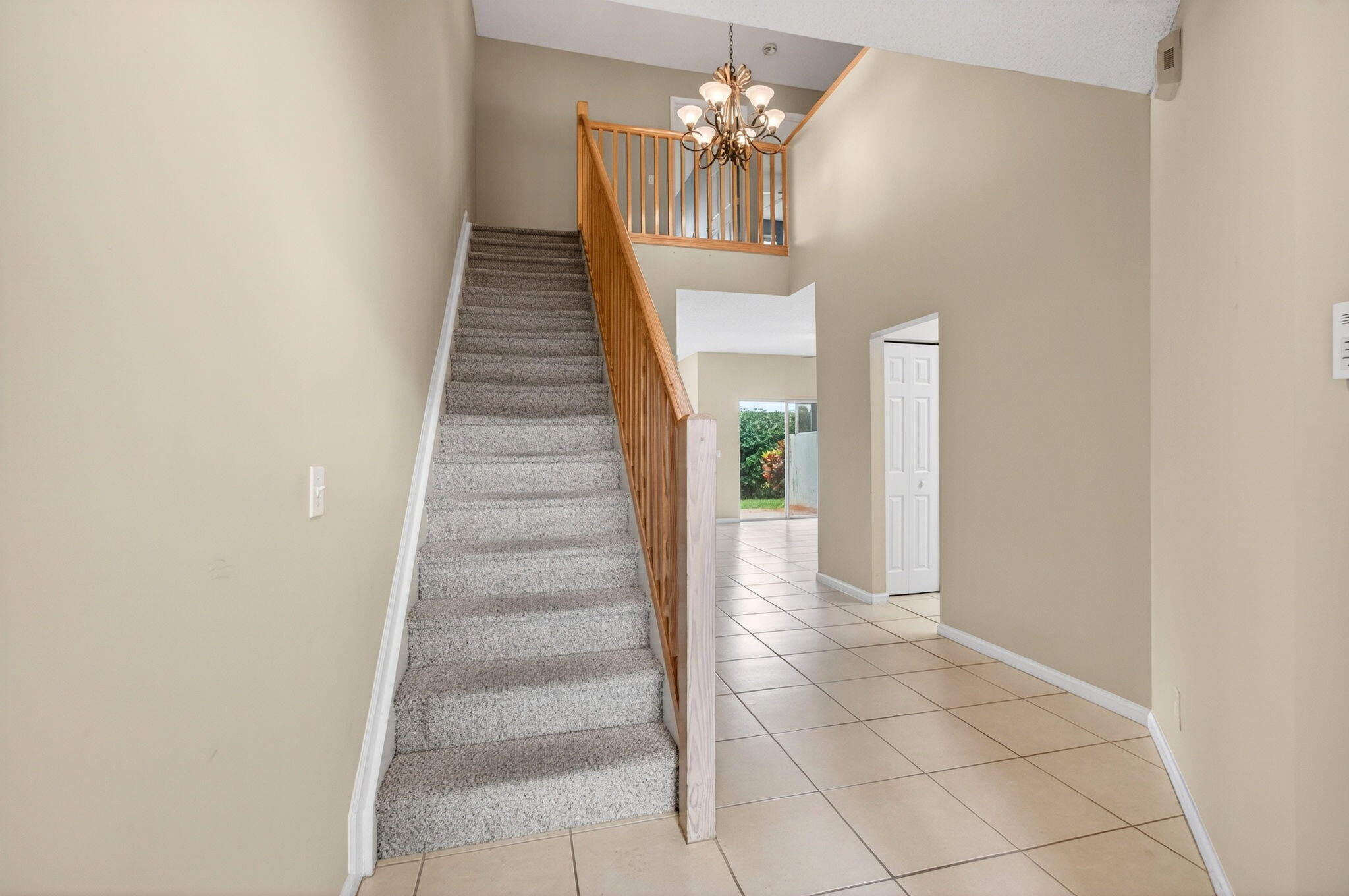 8289 Vía Serena Boca Raton, FL 33433 - Photo 5 of 84 13-web-or-mls-DSC_1635