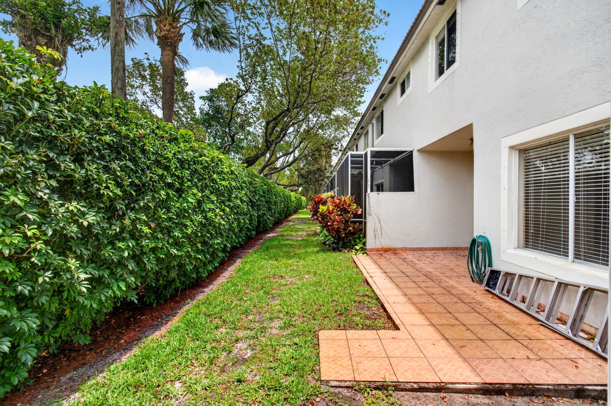 8289 Vía Serena Boca Raton, FL 33433 - Photo 61 of 84 71-web-or-mls-DSC_0619