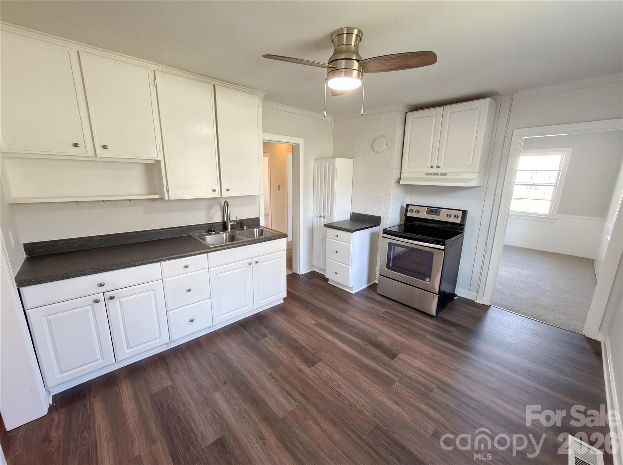 1114 Grace Avenue Lancaster, SC 29720 - Photo 6 of 15