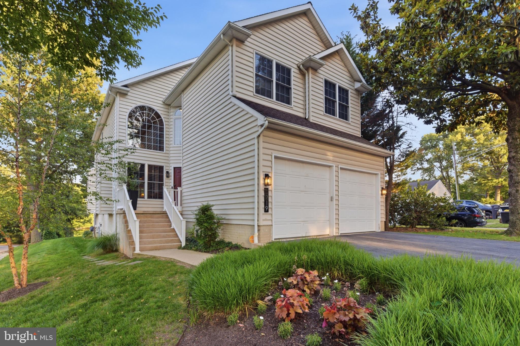 1219 Meadow View Road Pasadena, MD 21122 - Photo 60 of 70 Charming home nestled in lush greenery.