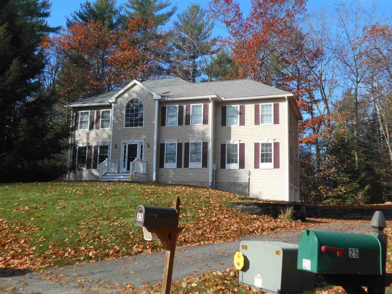 23 Crestwood Road Windham, NH 03087 - Photo 1 of 33