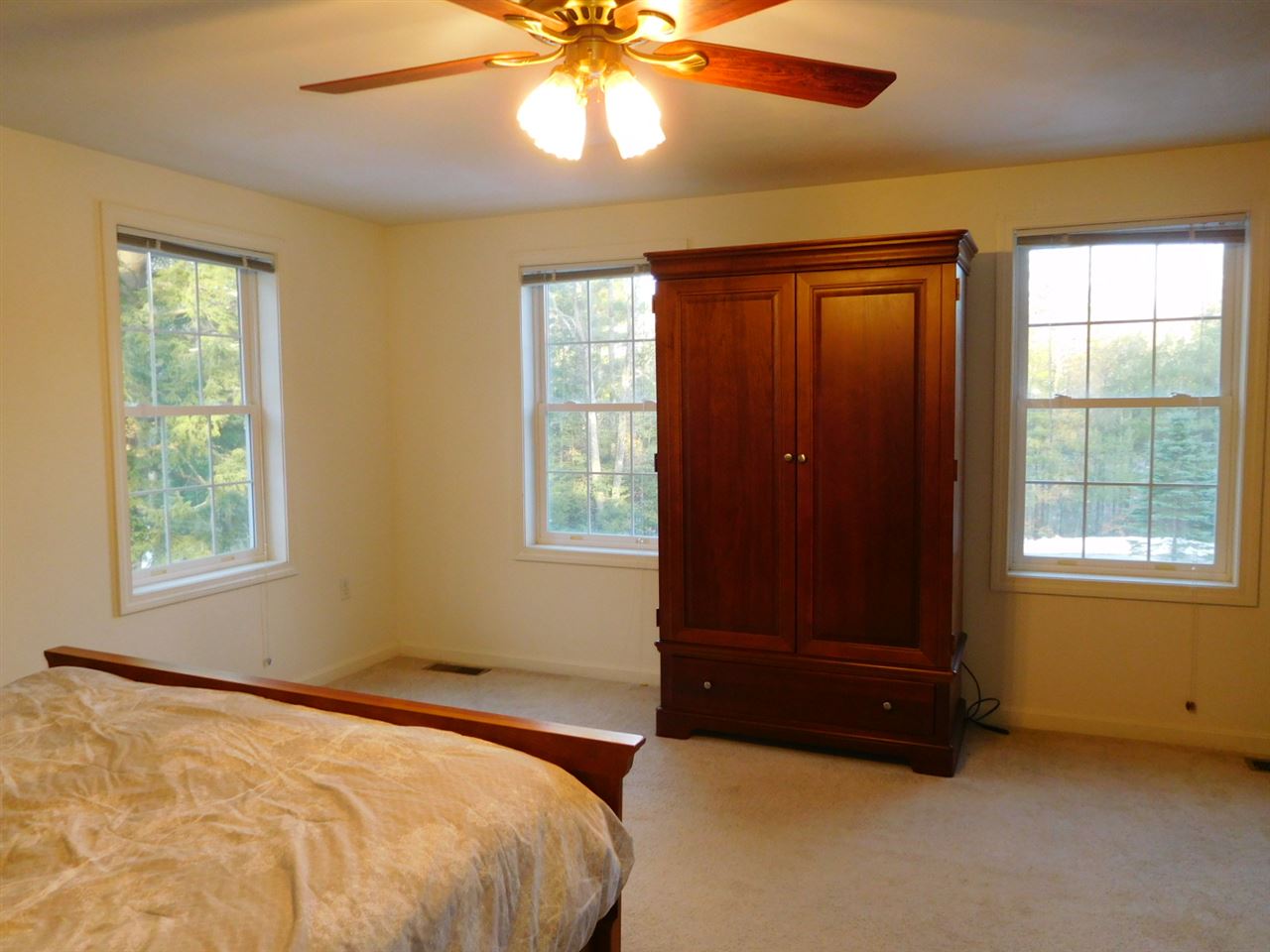 23 Crestwood Road Windham, NH 03087 - Photo 20 of 33