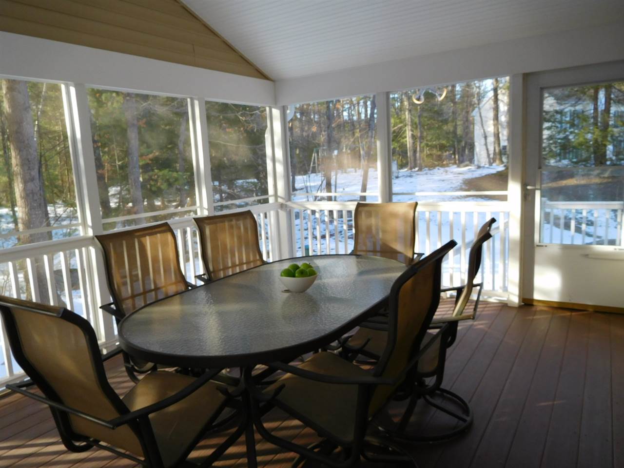 23 Crestwood Road Windham, NH 03087 - Photo 10 of 33
