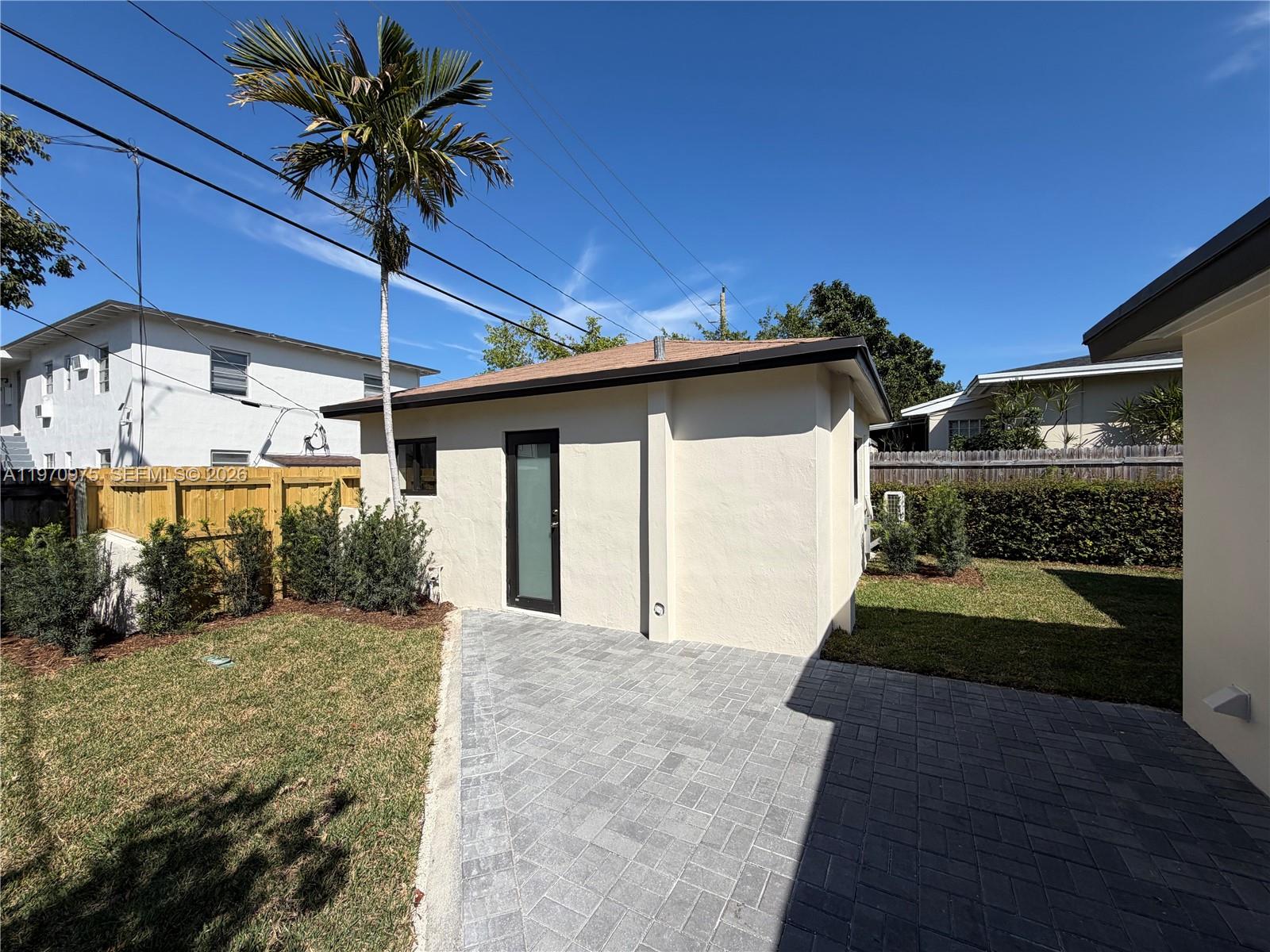 2385 Southwest 22nd Terrace Miami, FL 33145 - Photo 19 of 27