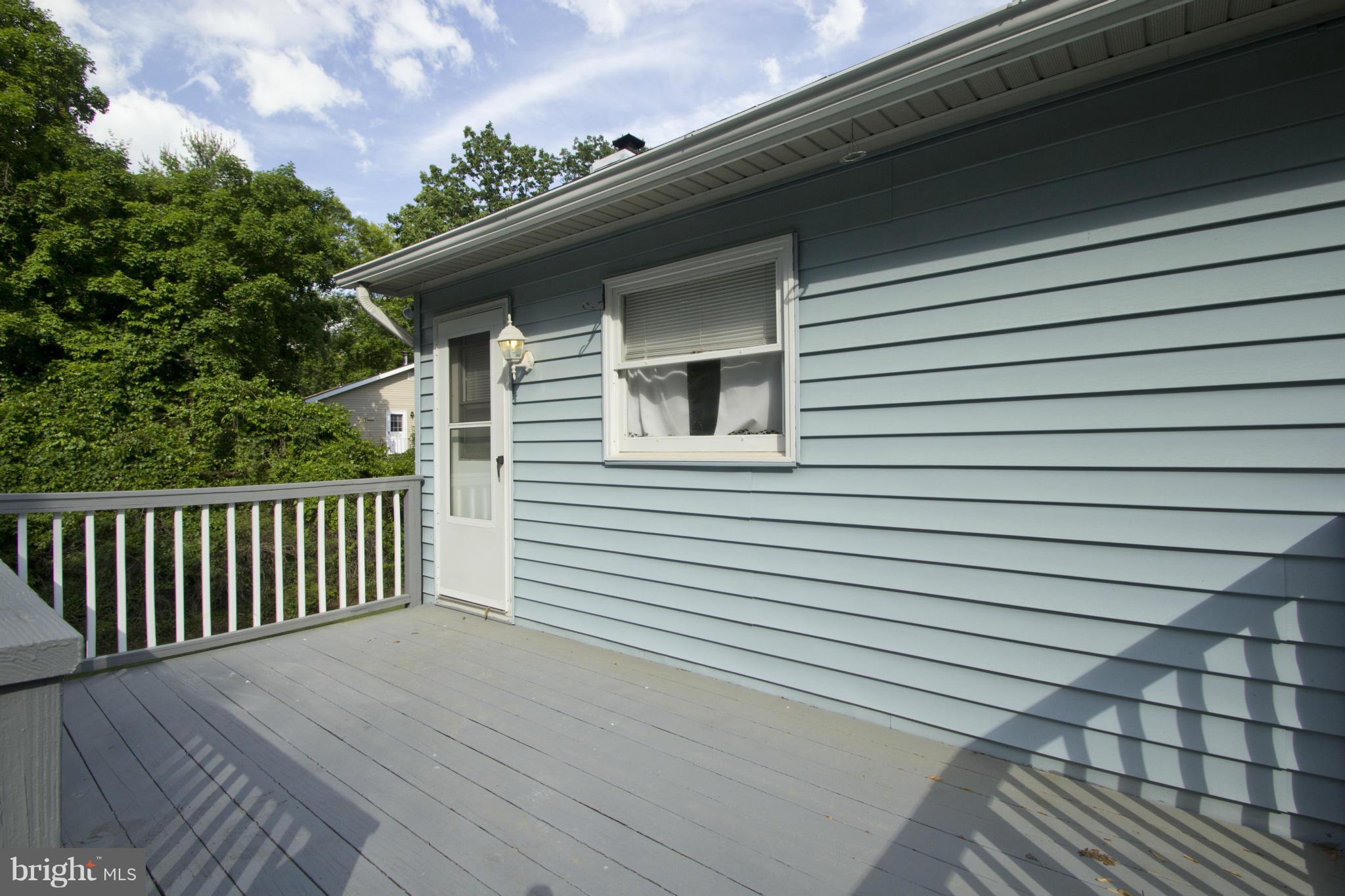 982 Shore Acres Road Arnold, MD 21012 - Photo 20 of 29 Exterior (Rear)