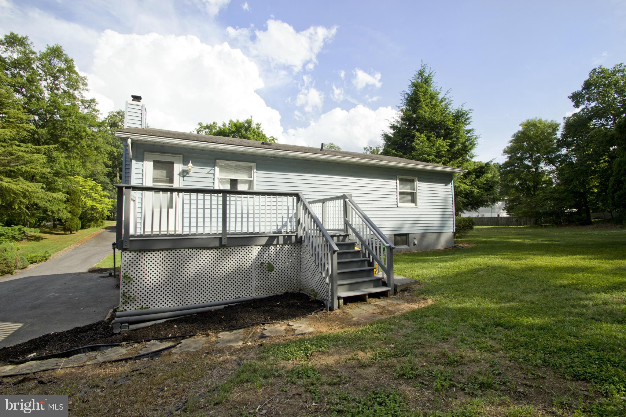 982 Shore Acres Road Arnold, MD 21012 - Photo 22 of 29 Exterior (Rear)