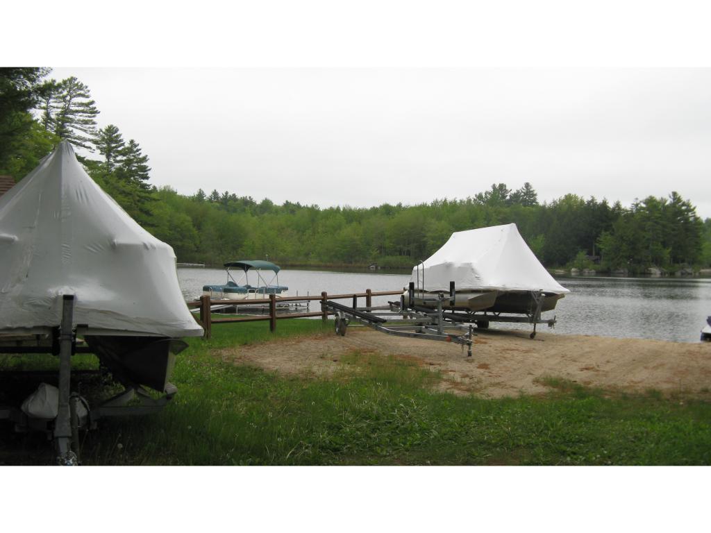 14 Hollywood Beach Road Alton, NH 03809 - Photo 4 of 24