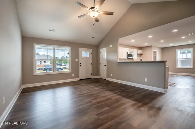 $309,900 | 7305 Anne Marie Way, Unit 48, Knoxville, TN 37921