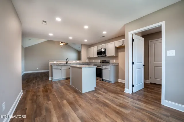 $309,900 | 7305 Anne Marie Way, Unit 48, Knoxville, TN 37921