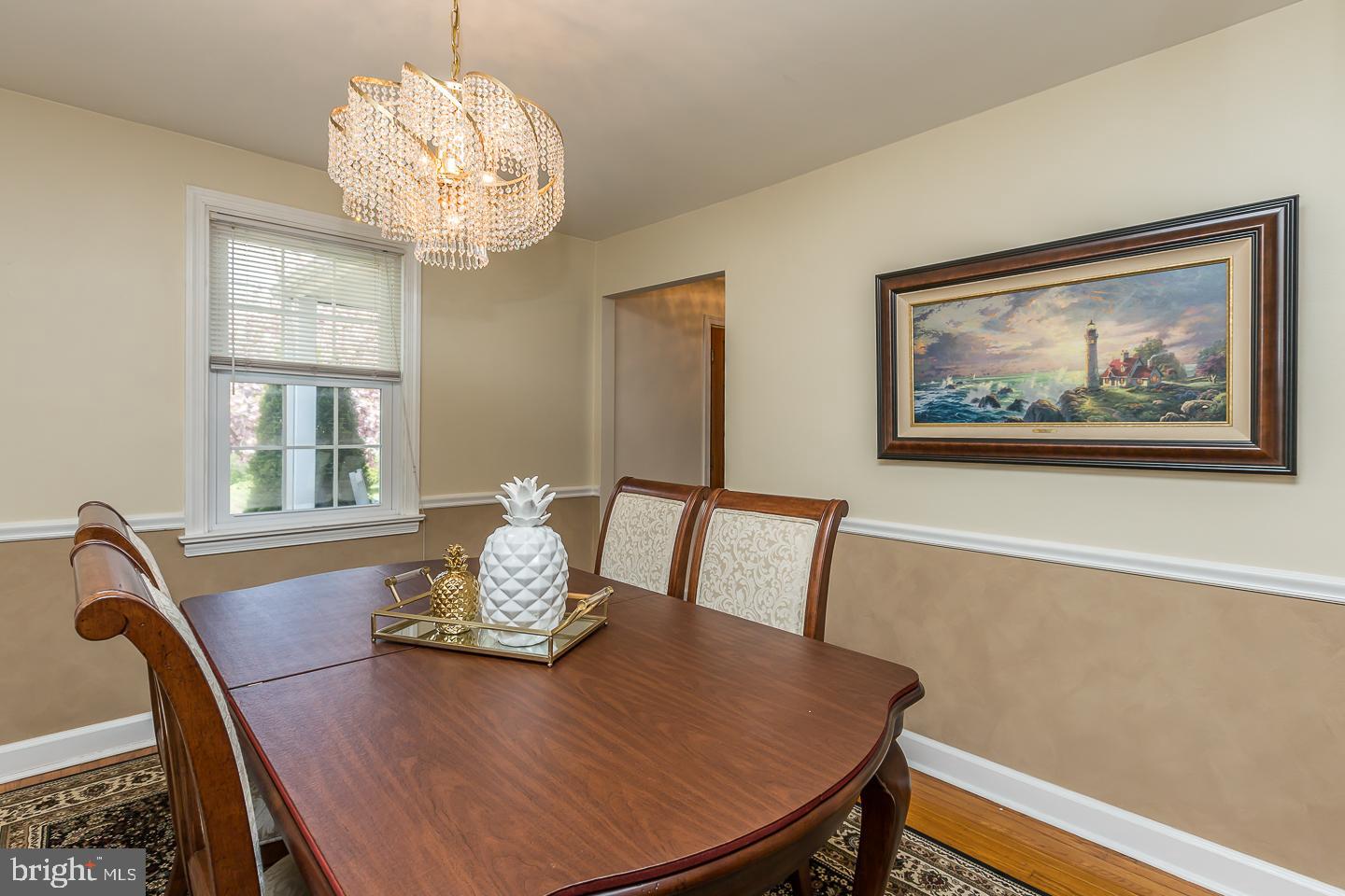 345 Strathmore Road Havertown, PA 19083 - Photo 12 of 37