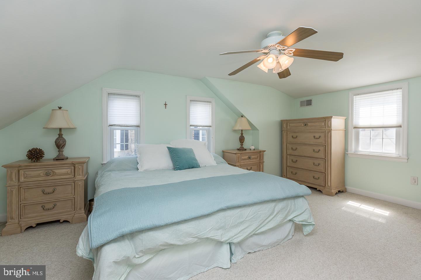 345 Strathmore Road Havertown, PA 19083 - Photo 24 of 37