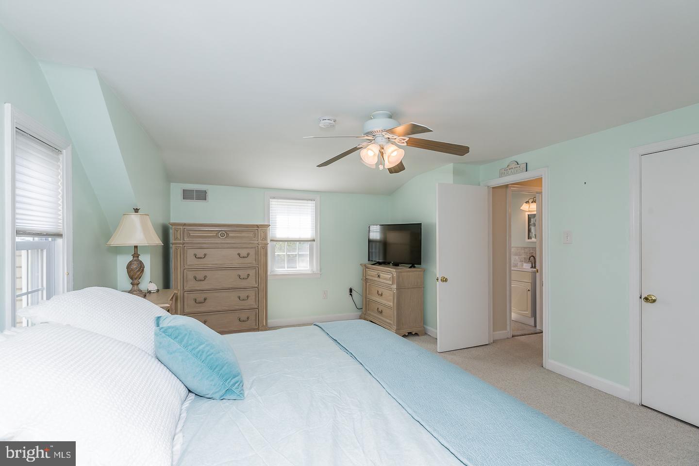 345 Strathmore Road Havertown, PA 19083 - Photo 26 of 37