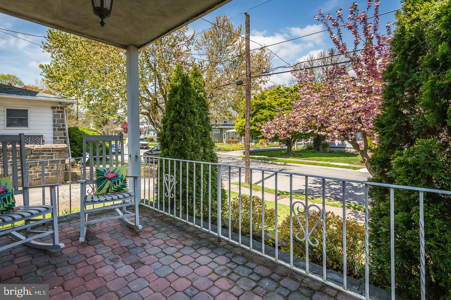 345 Strathmore Road Havertown, PA 19083 - Photo 4 of 37