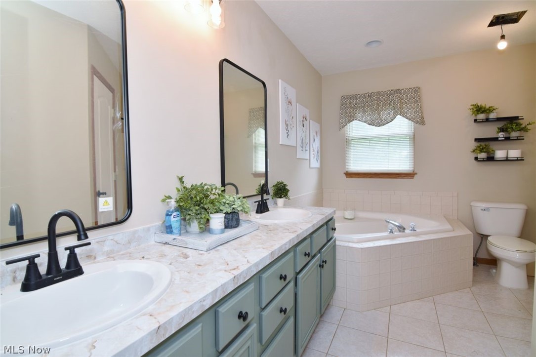 6967 Auburn Ridge Road Painesville, OH 44077 - Photo 25 of 47