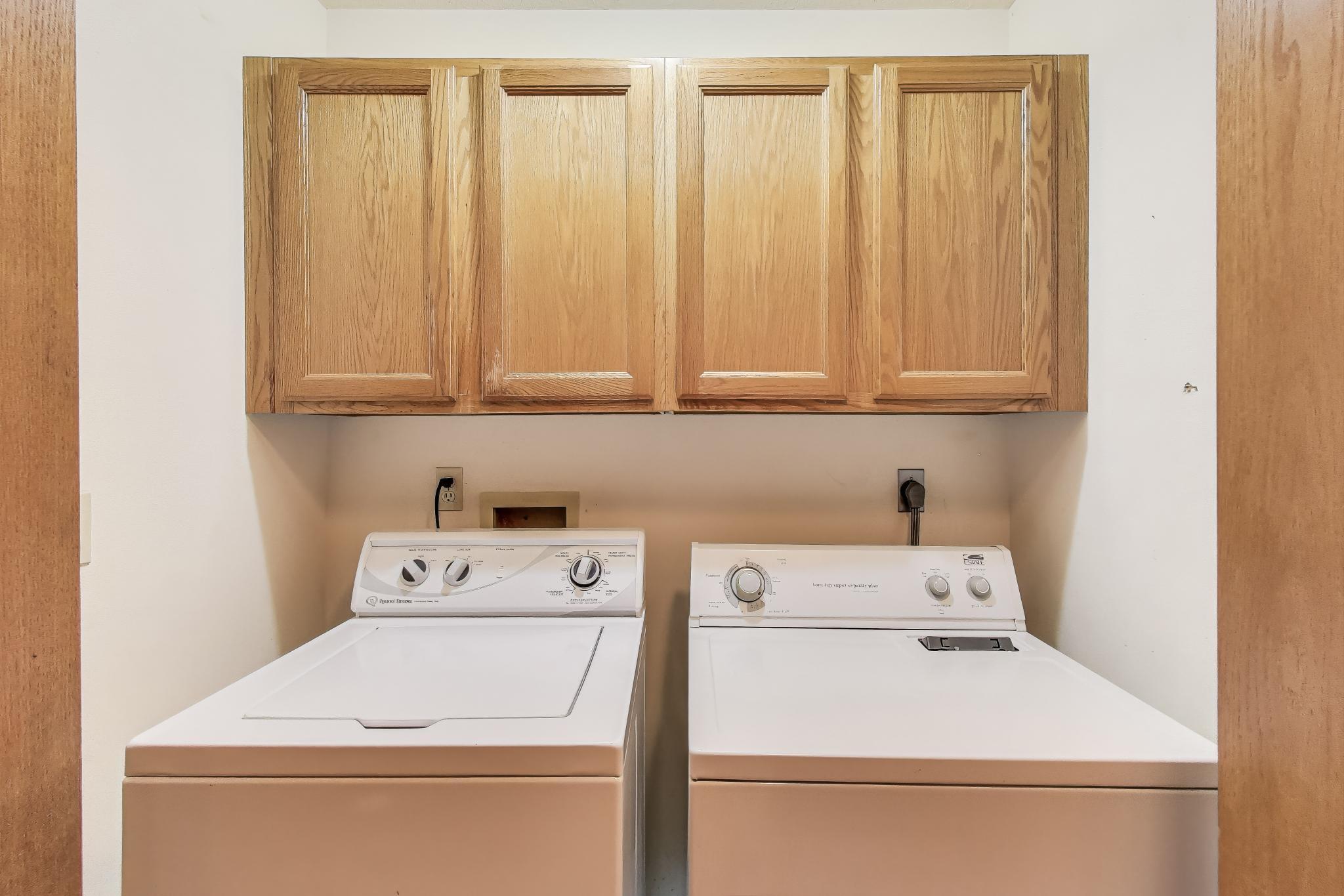 478 Sweet Road Darien, WI 53114 - Photo 10 of 34 az_0012