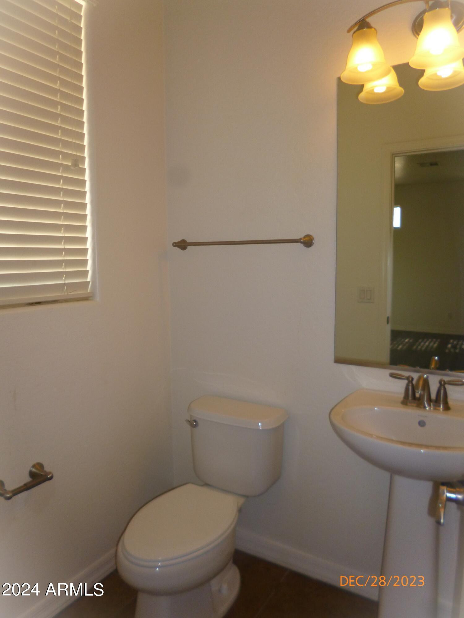 18436 West Nambe Street Goodyear, AZ 85338 - Photo 12 of 30 Photo #12
