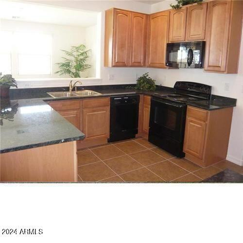 18436 West Nambe Street Goodyear, AZ 85338 - Photo 2 of 30 Photo #2