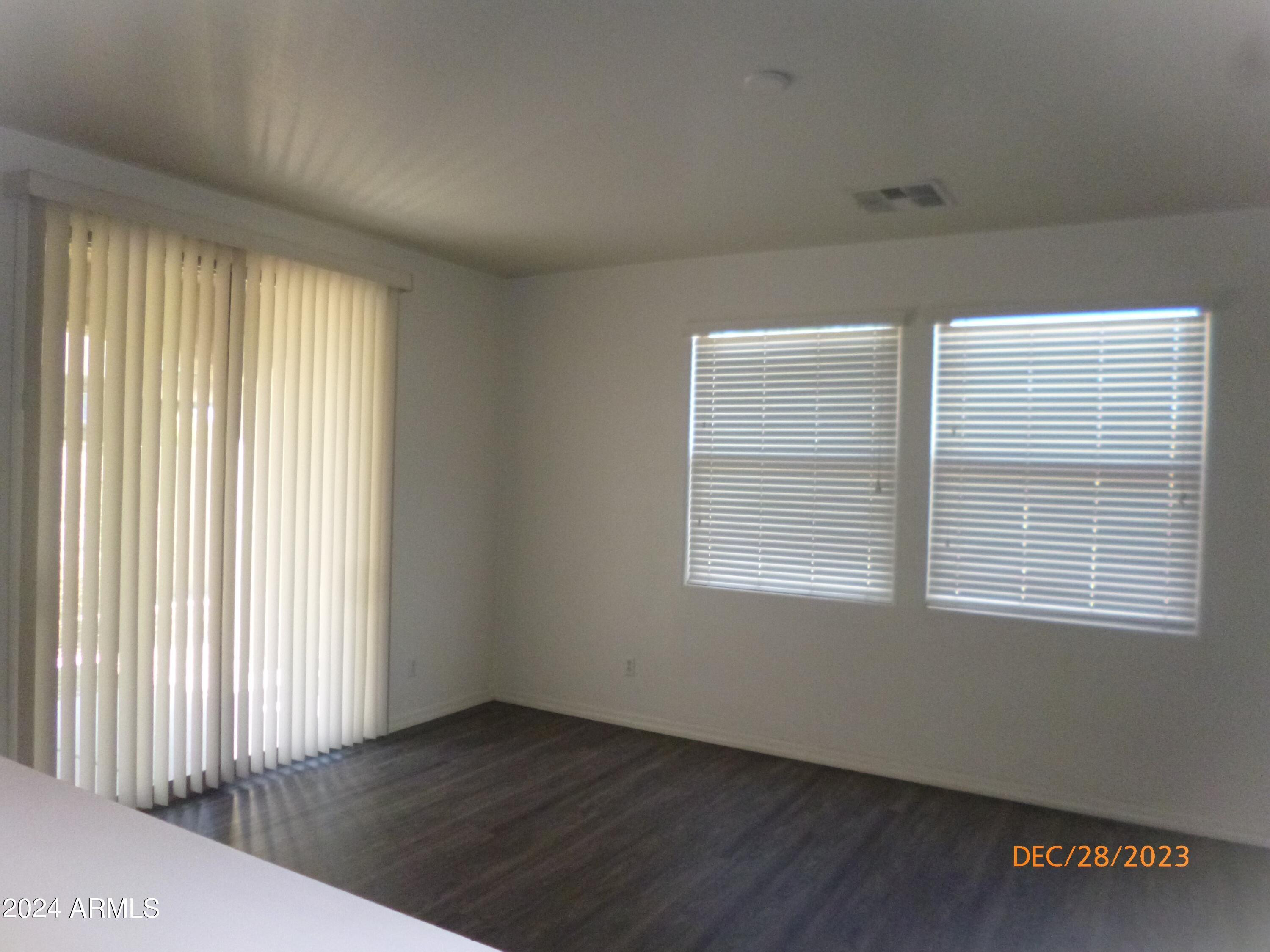 18436 West Nambe Street Goodyear, AZ 85338 - Photo 4 of 30 Photo #4