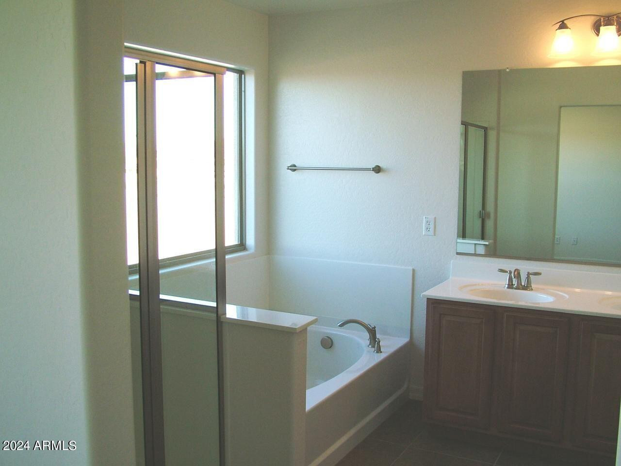 18436 West Nambe Street Goodyear, AZ 85338 - Photo 10 of 30 Photo #10