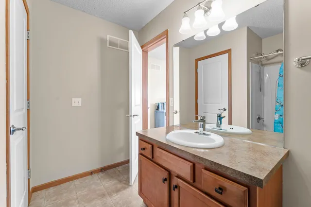 $280,000 | 15359 Foster Drive North, Hugo, MN 55038