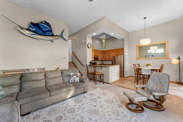 $280,000 | 15359 Foster Drive North, Hugo, MN 55038