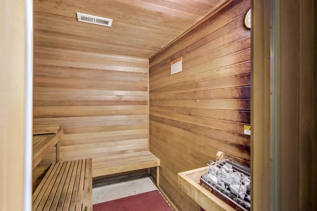 a view of walk in closet