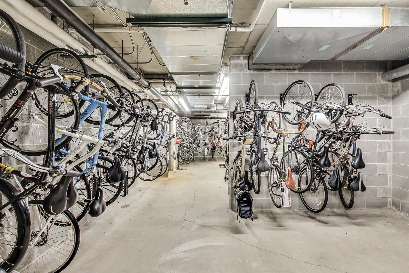 1717 South Prairie Avenue, Unit 1910 Chicago, IL 60616 - Photo 41 of 48