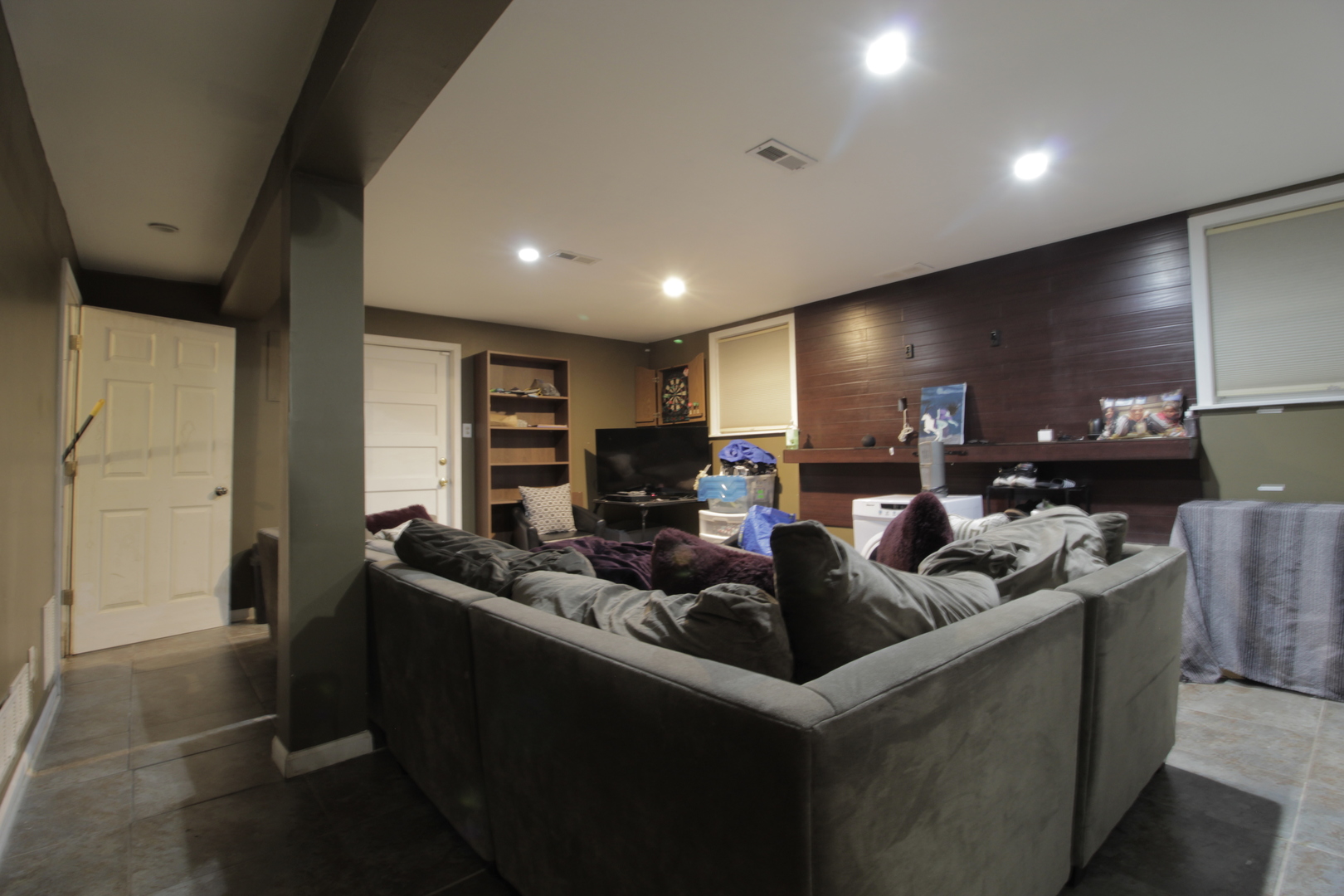 18157 Rockwell Avenue Homewood, IL 60430 - Photo 16 of 21 a living room with furniture and a wooden floor