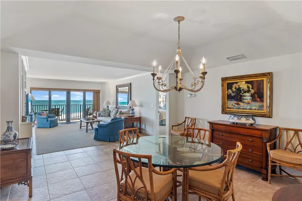 $9,500 | 2636 Ocean Drive, Unit 404, Vero Beach, FL 32963