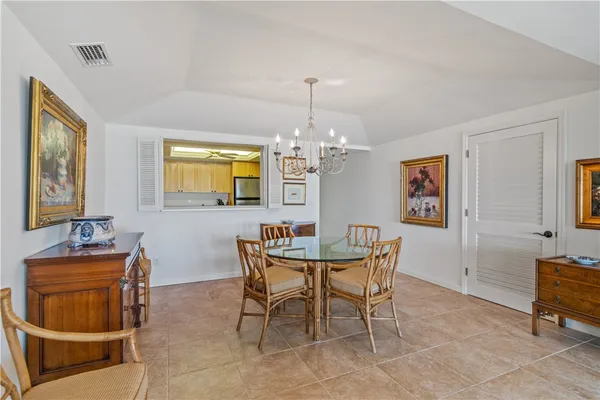 $9,500 | 2636 Ocean Drive, Unit 404, Vero Beach, FL 32963