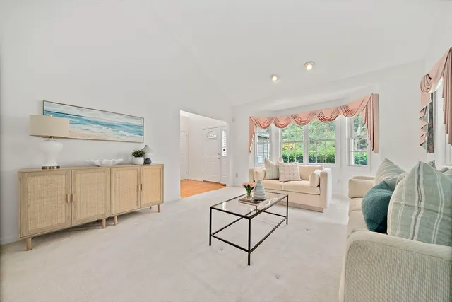 $629,000 | 132 Cannon Forge Drive, Unit 132, Foxboro, MA 02035