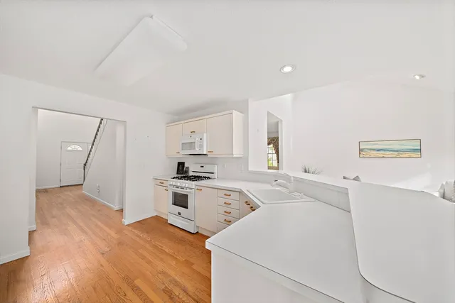 $629,000 | 132 Cannon Forge Drive, Unit 132, Foxboro, MA 02035