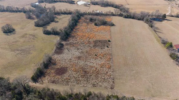 a view of a lake in the background