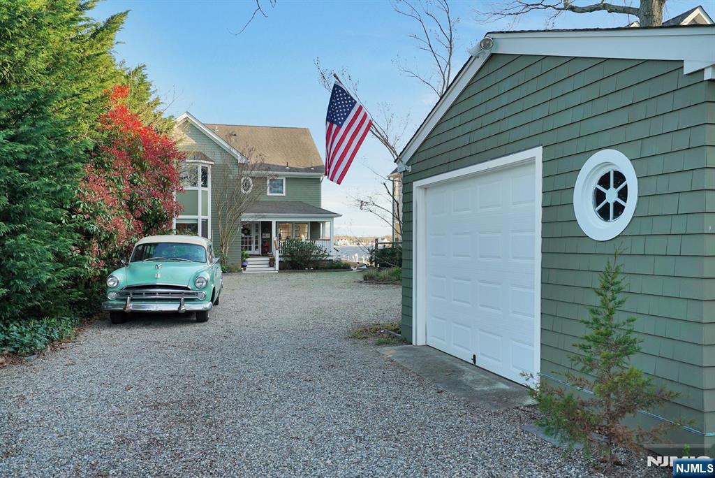 599 Point Avenue Brick, NJ 08724 - Photo 3 of 48