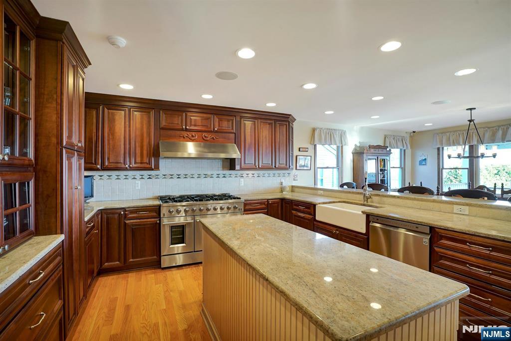 599 Point Avenue Brick, NJ 08724 - Photo 9 of 48