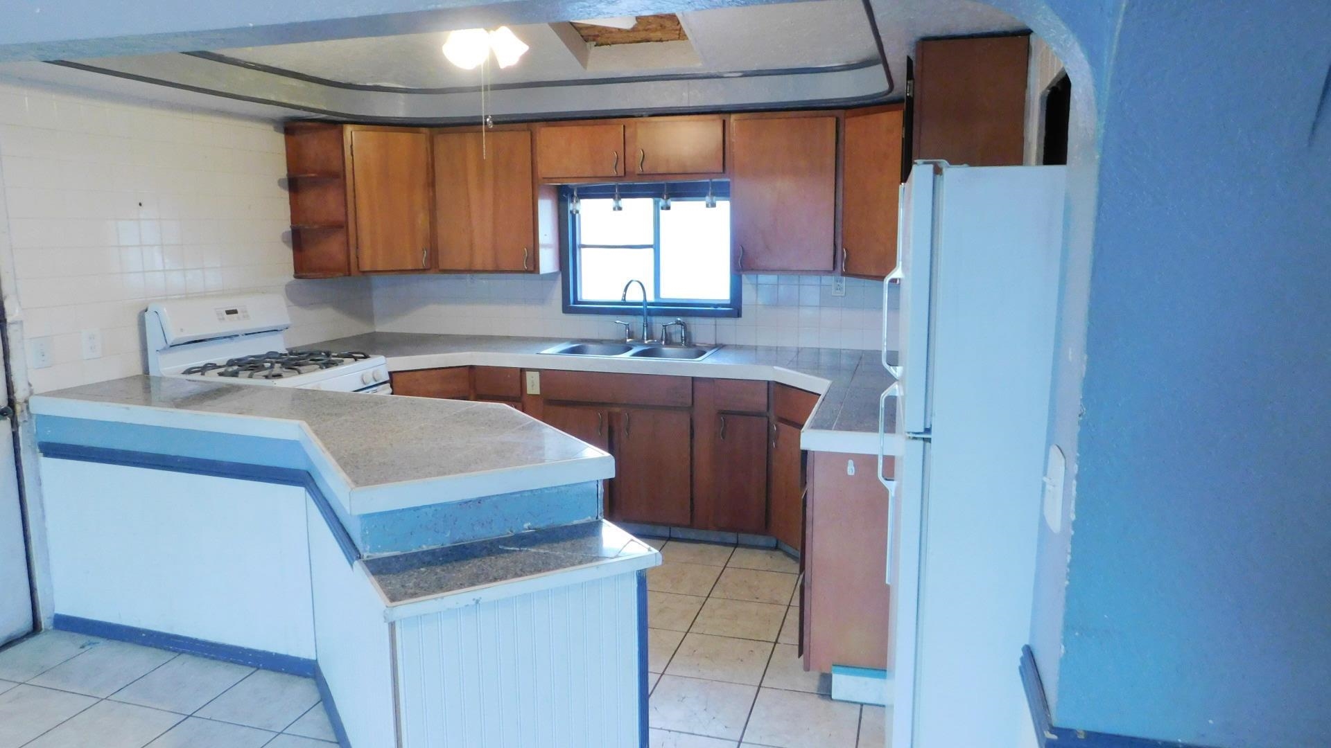 528 West Miller Street Rawlins, WY 82301 - Photo 6 of 22