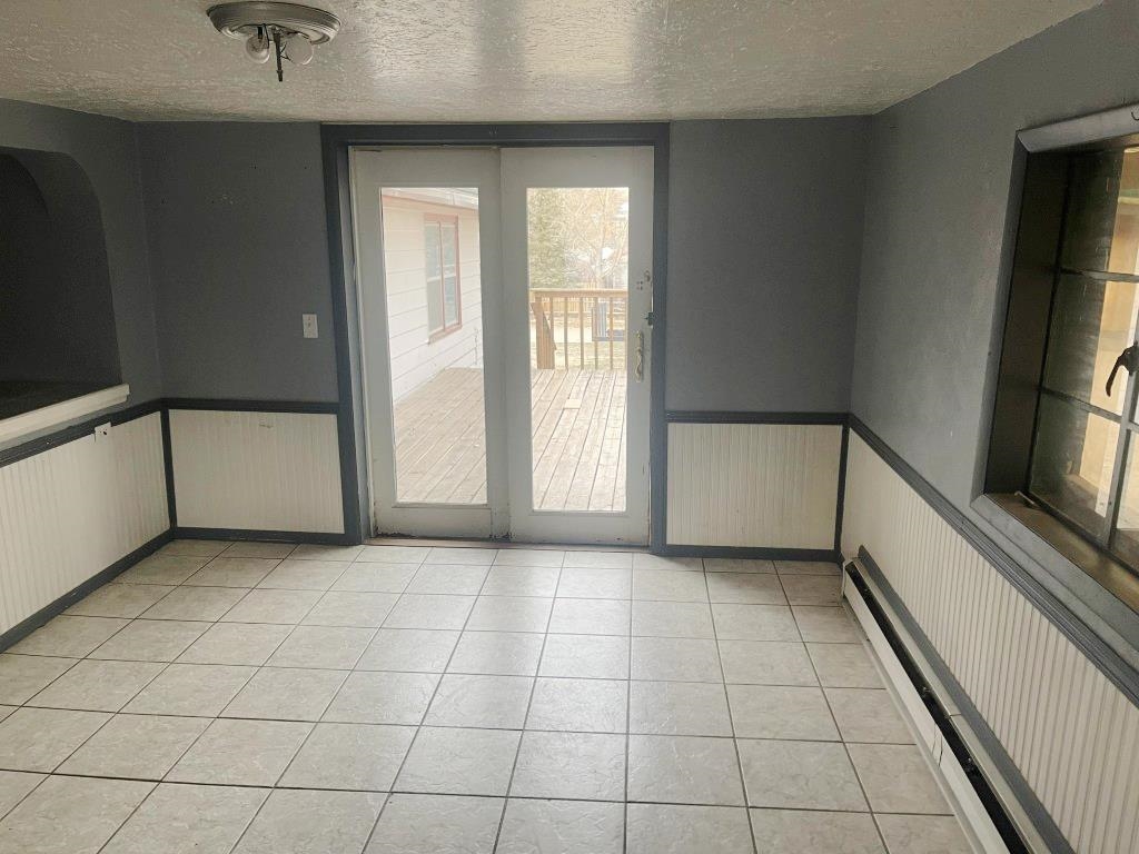 528 West Miller Street Rawlins, WY 82301 - Photo 7 of 22