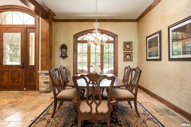 $2,600,000 | 0 East 1450 Road, Dahinda, IL 61428