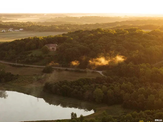 $2,600,000 | 0 East 1450 Road, Dahinda, IL 61428