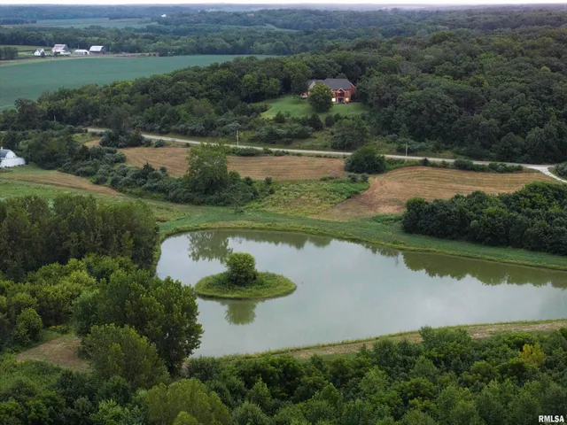 $2,600,000 | 0 East 1450 Road, Dahinda, IL 61428