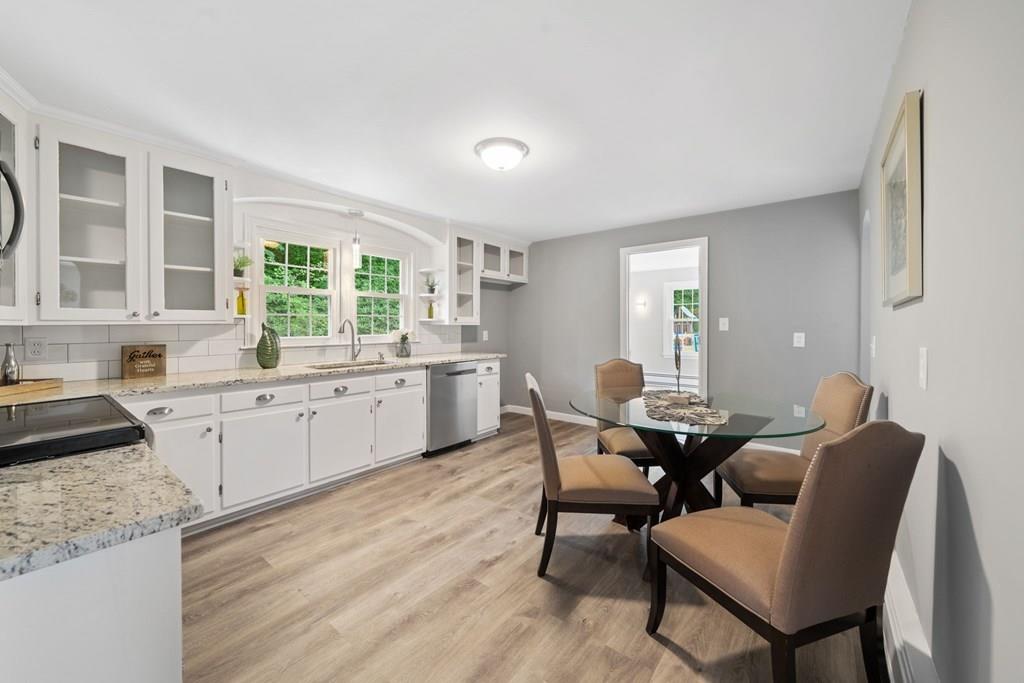 65 2nd Island Road Webster, MA 01570 - Photo 5 of 23