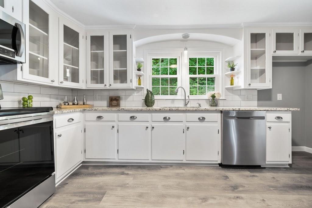 65 2nd Island Road Webster, MA 01570 - Photo 7 of 23
