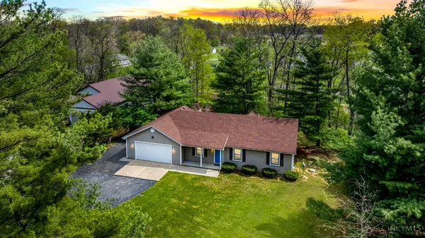 $469,900 | 862 Waynoka Drive, Sardinia, OH 45171