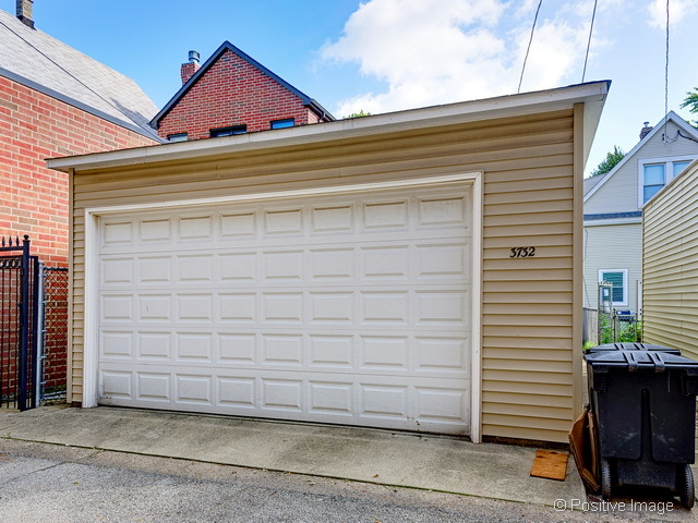 3732 North Hermitage Avenue Chicago, IL 60613 - Photo 22 of 23