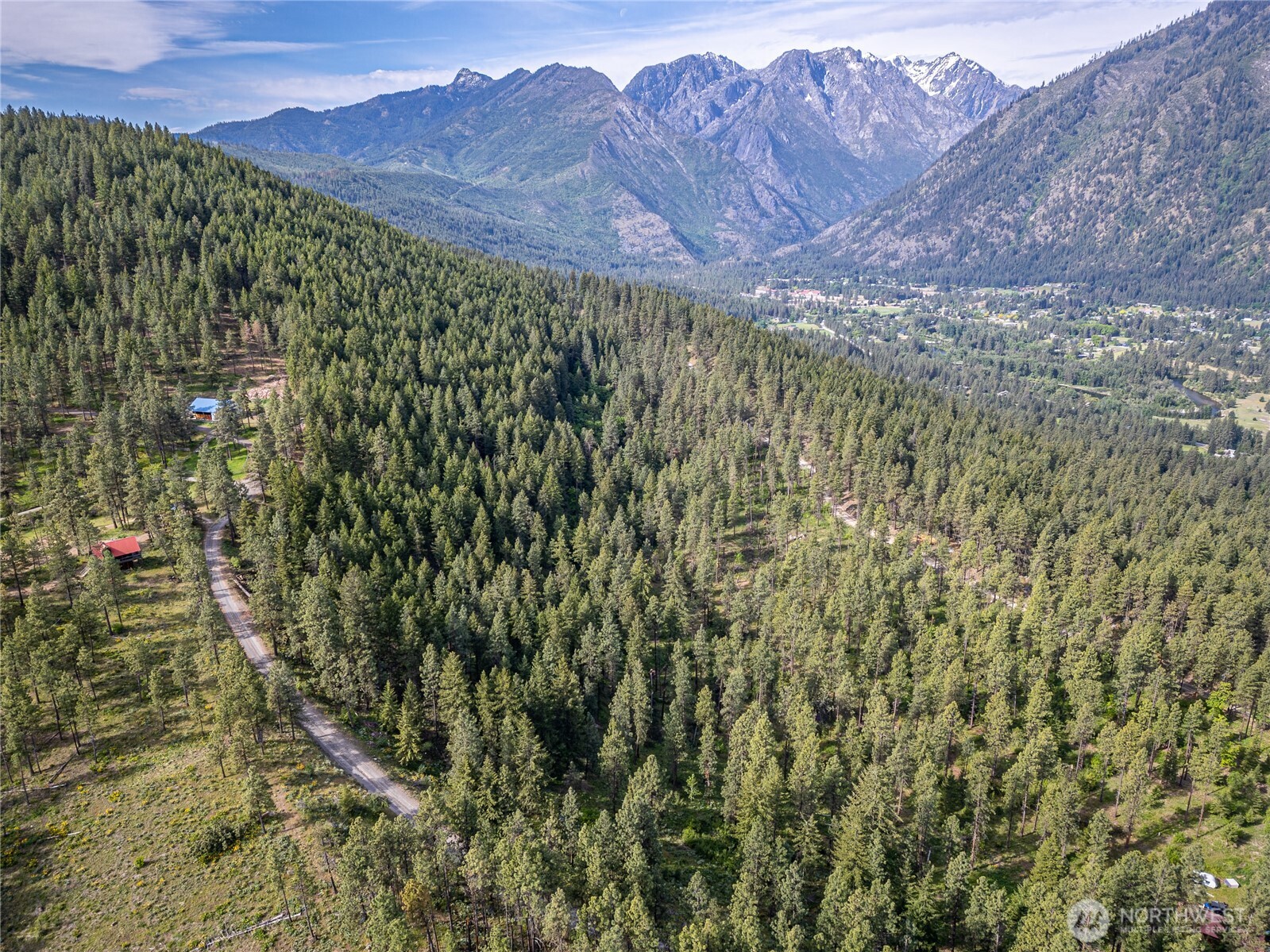 329 First Grade Road Leavenworth, WA 98826 - Photo 3 of 36