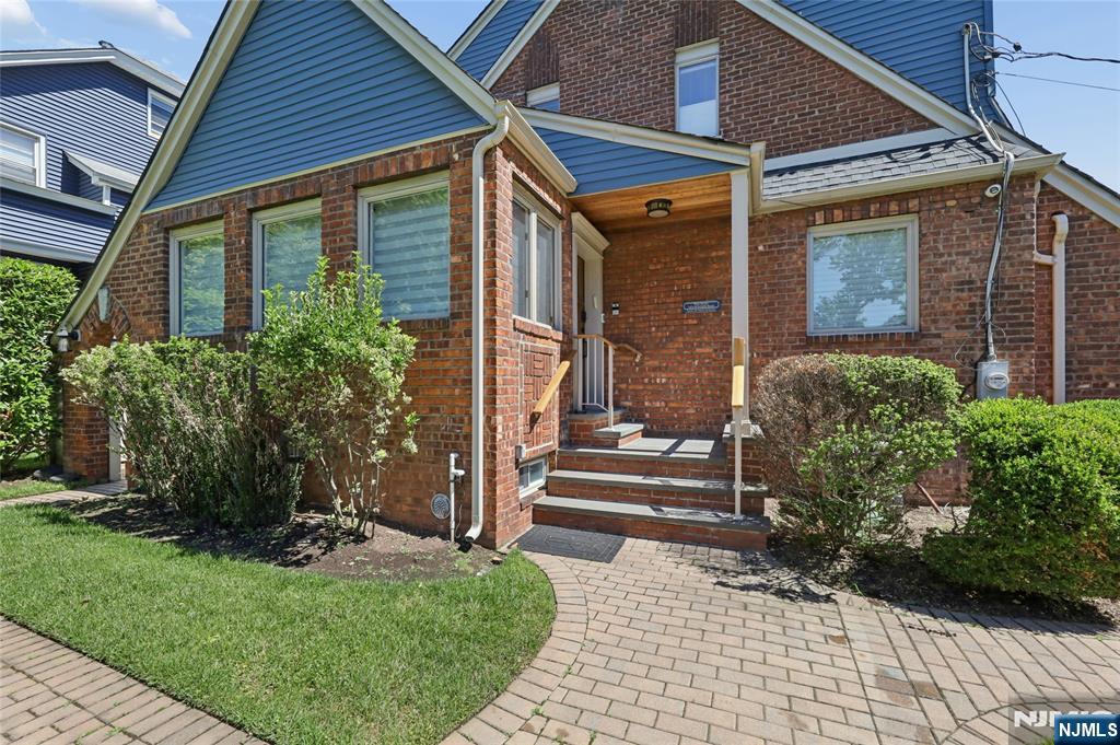 1474 Windsor Road Teaneck, NJ 07666 - Photo 2 of 41