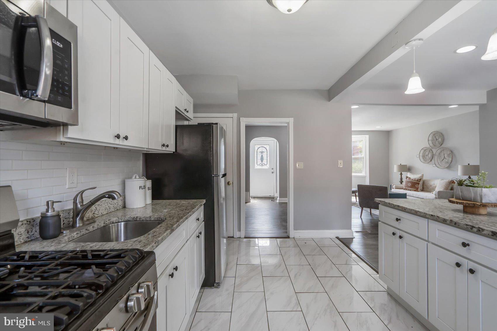 1514 Kingsway Road Baltimore, MD 21218 - Photo 14 of 45