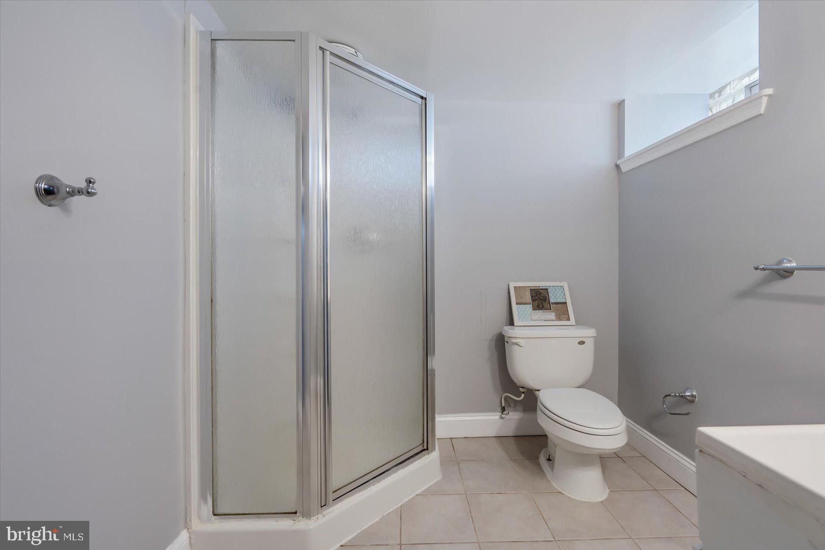 1514 Kingsway Road Baltimore, MD 21218 - Photo 23 of 45